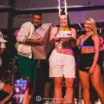Gorąca Hawaiian Zumba Party na plaży La Playa!